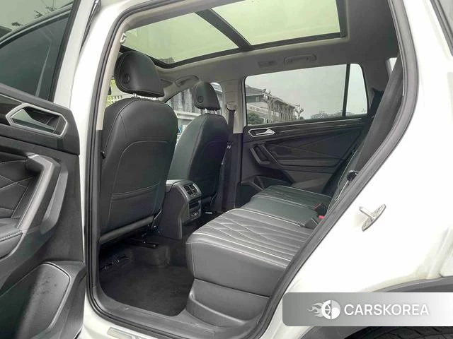 Volkswagen Tiguan L id 4259942 из Китая 9