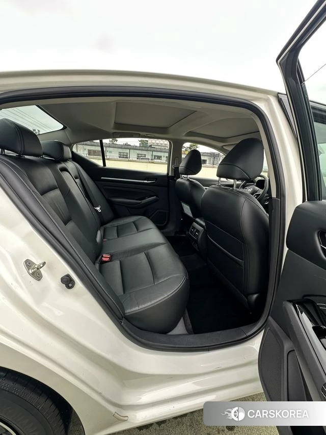 Nissan Teana id 4278622 из Китая 11