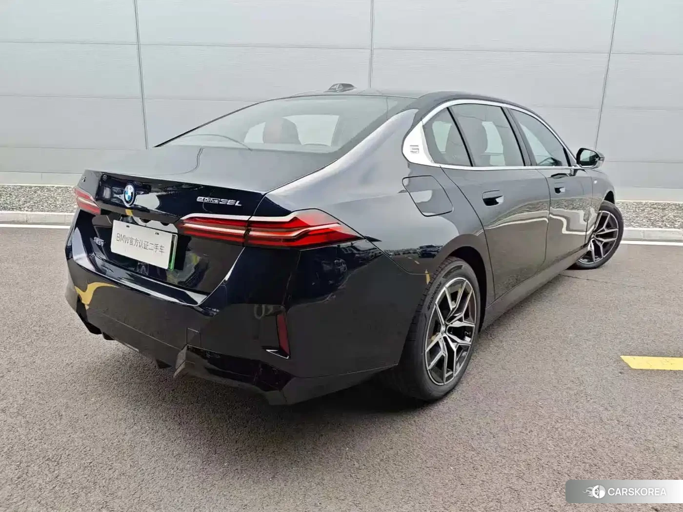 BMW i5 id 4570422 из Китая 13