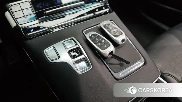 Hyundai The New Grandeur IG id 3054325 из Кореи 19