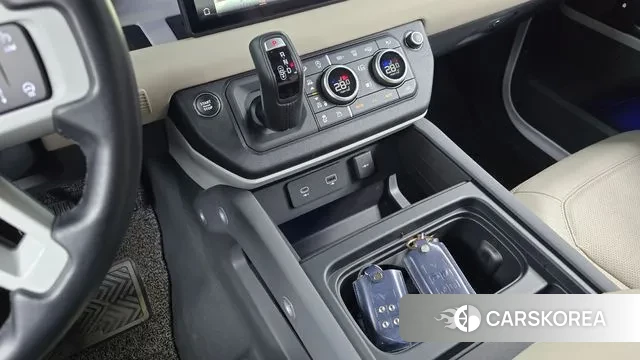 Land Rover Defender (L663) id 3701401 из Кореи 19