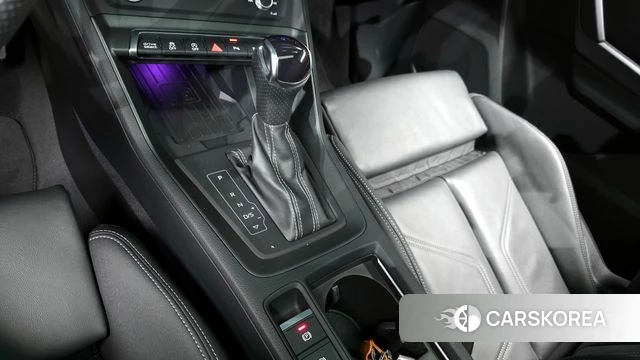 Audi Q3 (F3) id 3786717 из Кореи 19