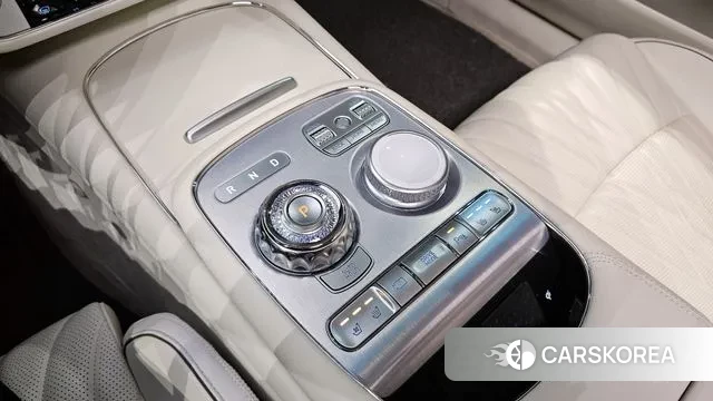 Genesis G90 (RS4) id 3561031 из Кореи 19