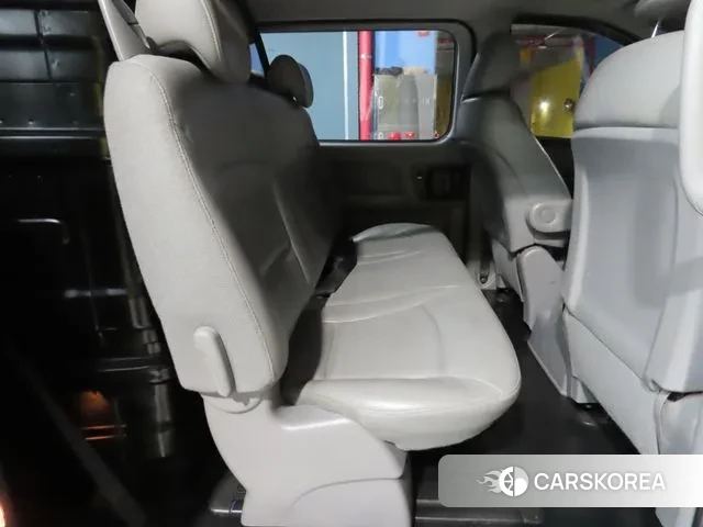 Hyundai The New Grand Starex id 3742737 из Кореи 19