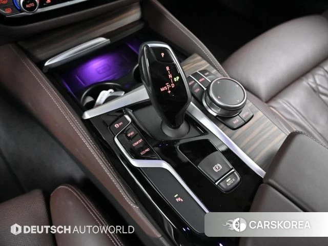 BMW 5 Series (G30) id 3873310 из Кореи 19