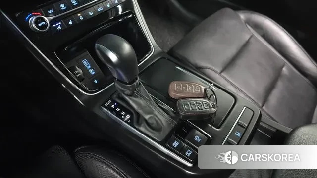 Hyundai Grandeur IG id 3779119 из Кореи 19