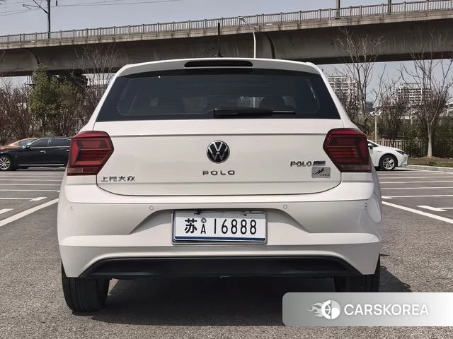 Volkswagen Polo id 4264593 из Китая 16
