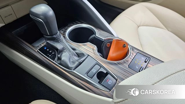 Toyota Camry (XV70) id 3796092 из Кореи 19