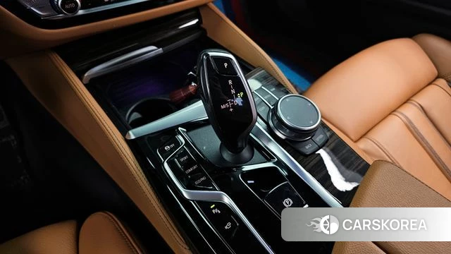BMW 5 Series (G30) id 4409656 из Кореи 31