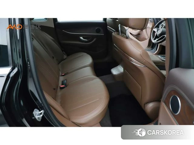 Mercedes-Benz E-class id 4256070 из Китая 9