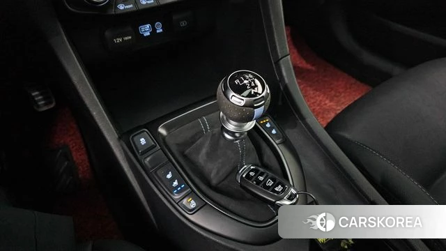 Hyundai Veloster (JS) id 4459090 из Кореи 19