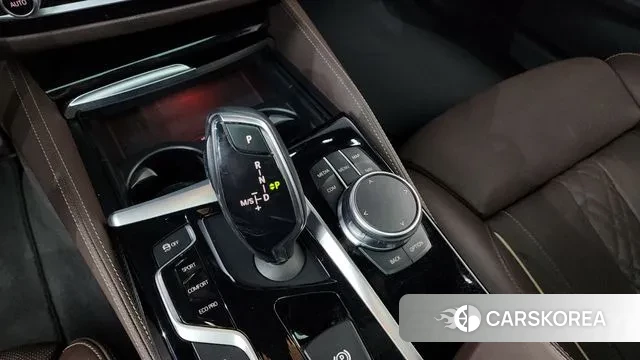 BMW 5 Series (G30) id 3510141 из Кореи 19