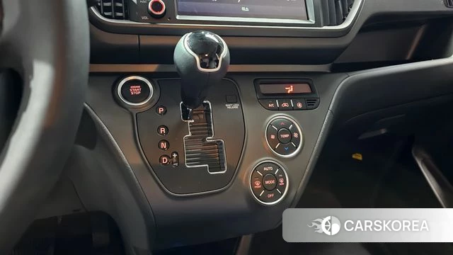 Kia The New Kia Ray id 4649533 из Кореи 29