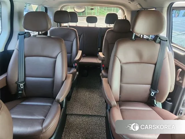 Hyundai The New Grand Starex id 3042299 из Кореи 19