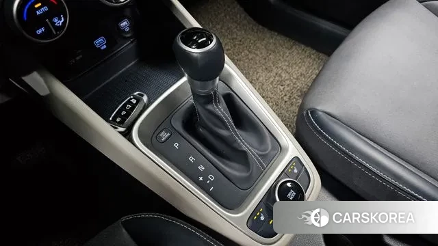 Hyundai Venue id 3703472 из Кореи 19