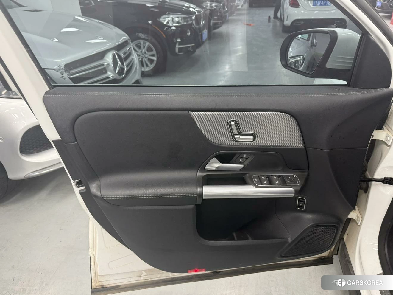 Mercedes-Benz GLA id 4421091 из Китая 30