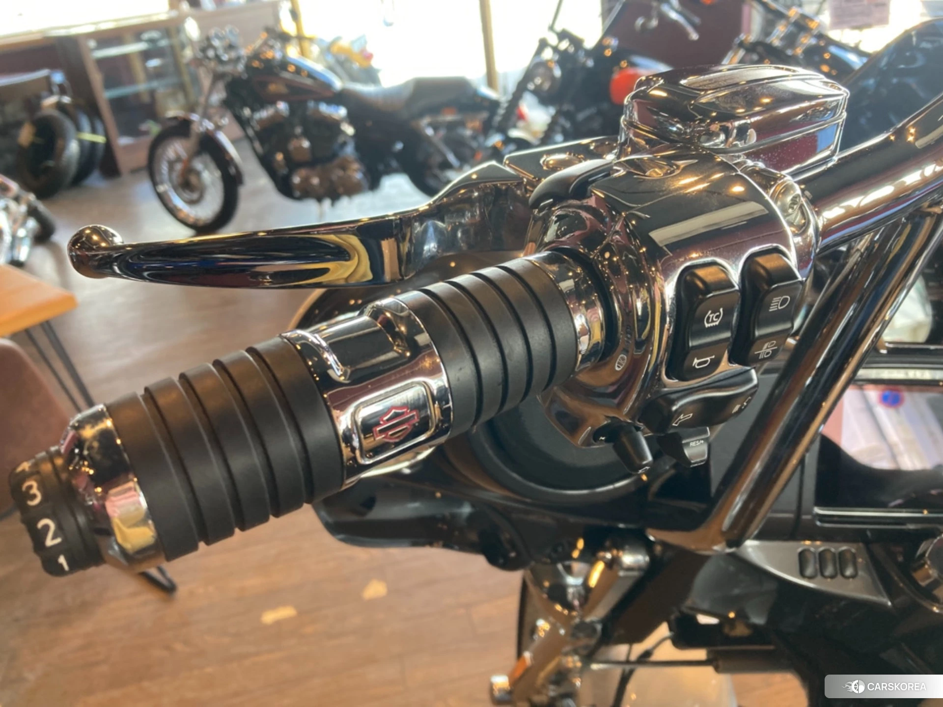 OTHER HARLEY FLHTCUTGSE TRI G id 4237528 из Японии 27