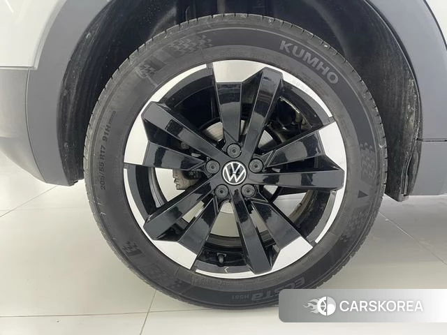Volkswagen Exploring the shadow id 4218734 из Китая 15