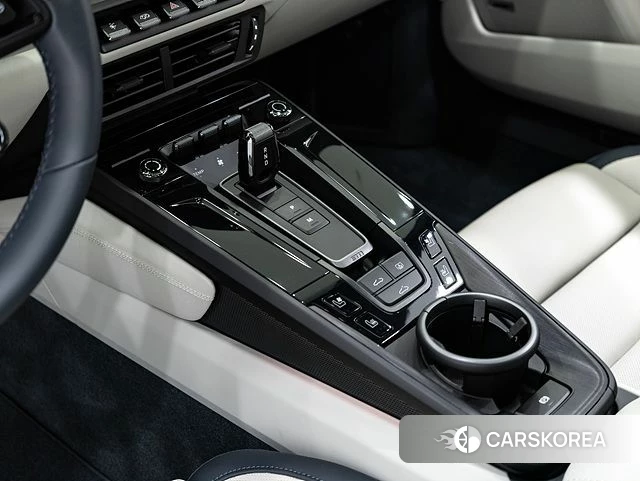 Porsche 911(992) id 4602272 из Кореи 18