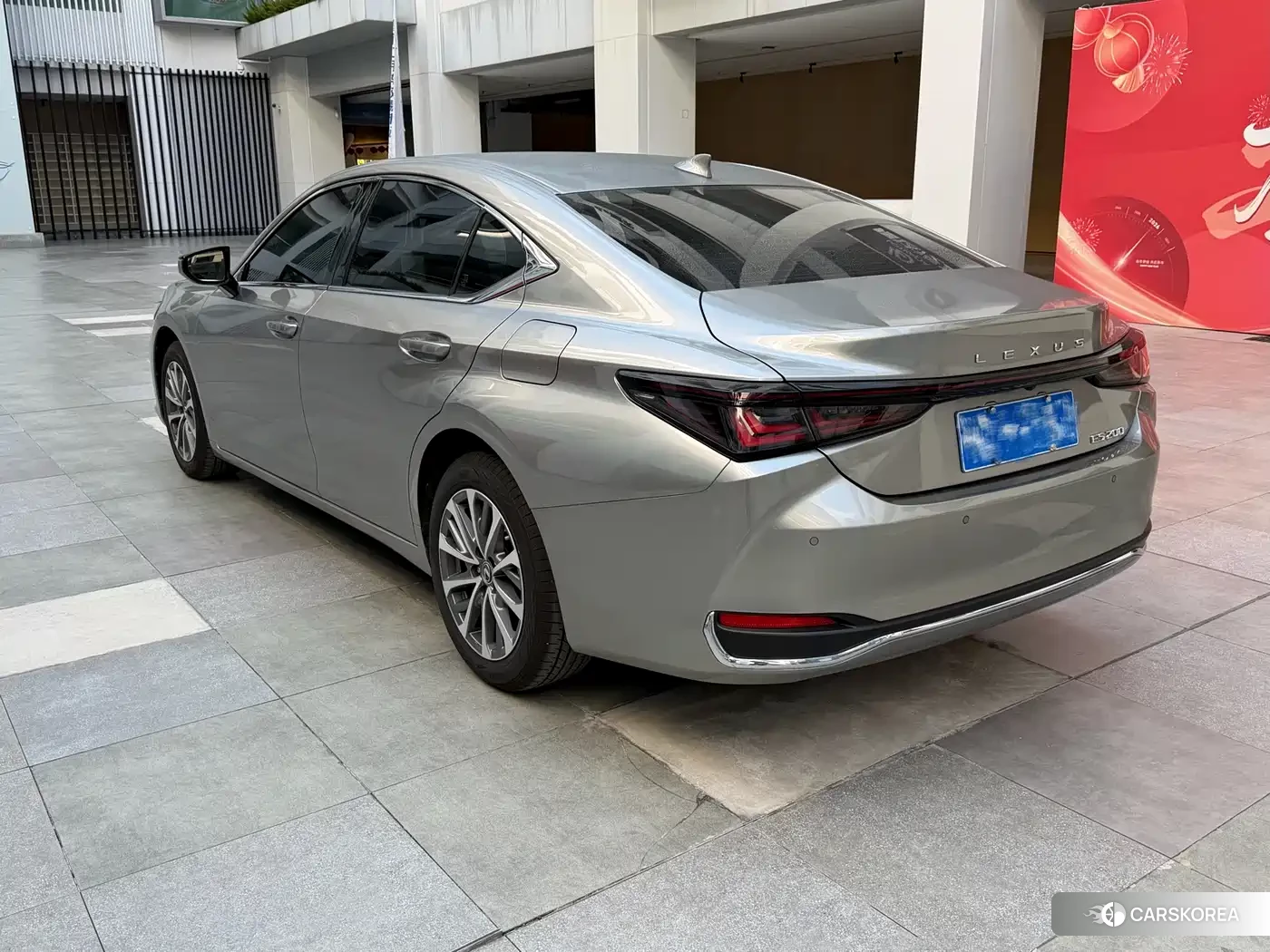 Lexus ES id 4629509 из Китая 9