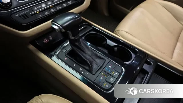 Kia All New Carnival id 3440037 из Кореи 19