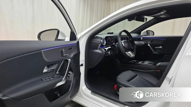 Mercedes-Benz A-Class W177 id 4571104 из Кореи 30