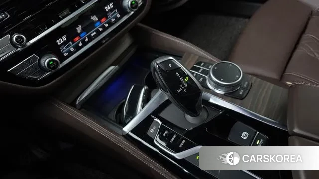 BMW 5 Series (G30) id 3651053 из Кореи 19