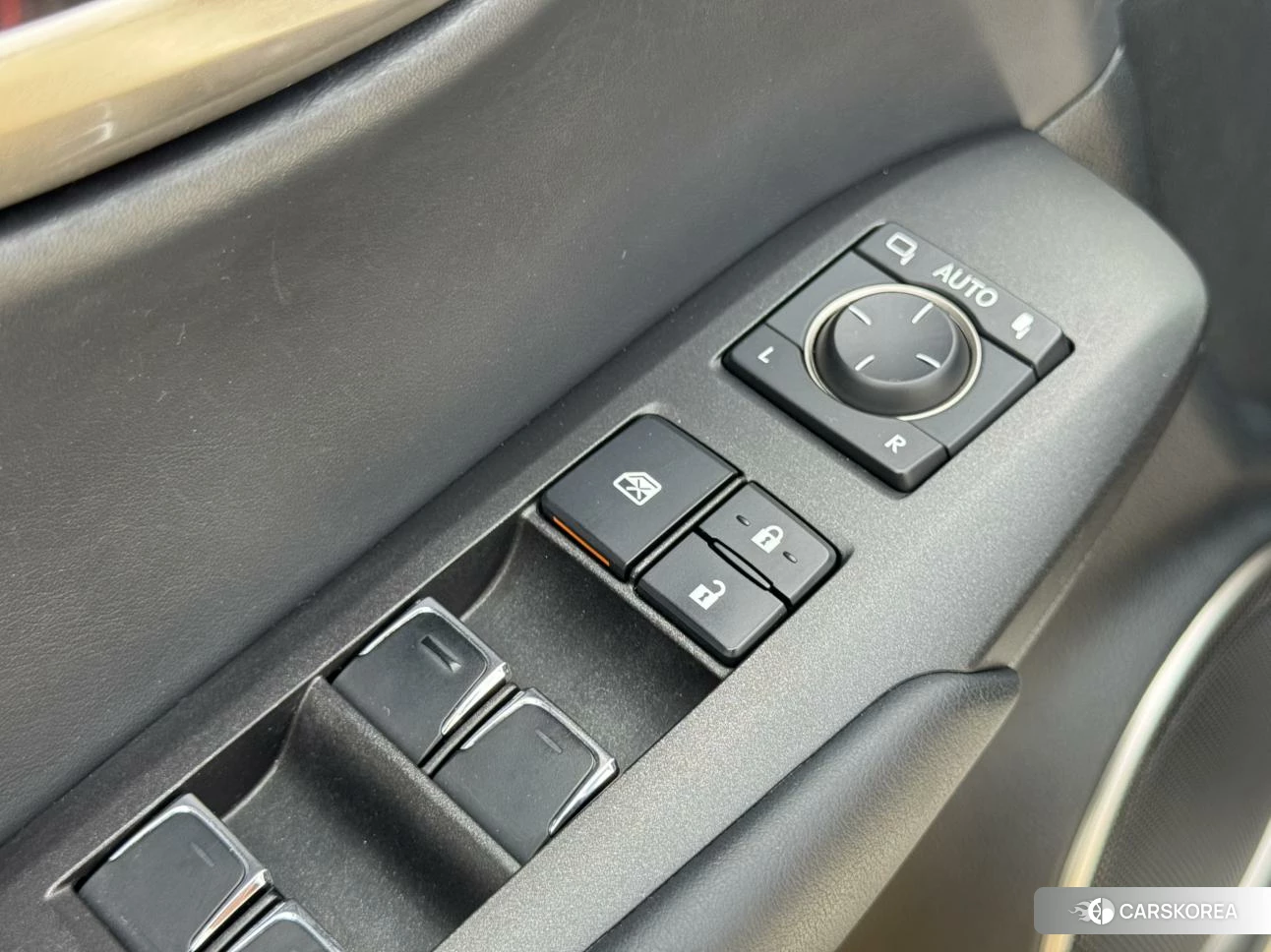 Lexus NX id 4452412 из Китая 16