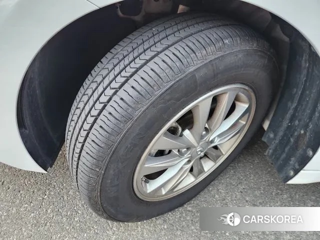 Hyundai The New Avante AD id 3706249 из Кореи 19