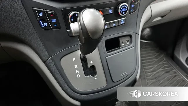 Hyundai The New Grand Starex id 3627273 из Кореи 19