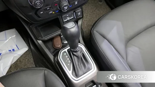 Jeep Renegade id 3148854 из Кореи 19