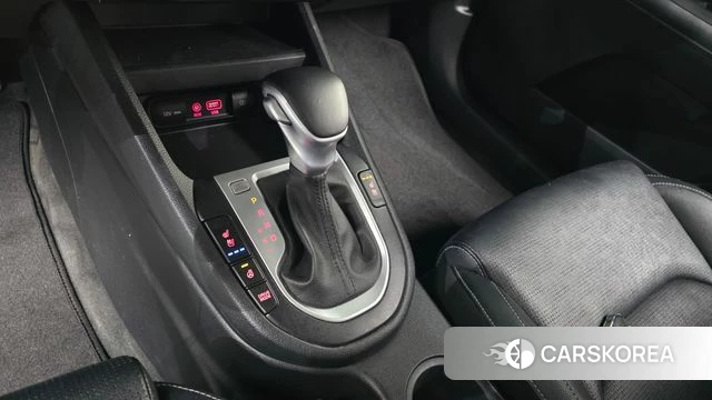 Kia Come New K3 id 4179747 из Кореи 19