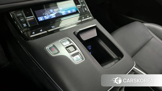 Hyundai The New Grandeur IG id 3842289 из Кореи 19