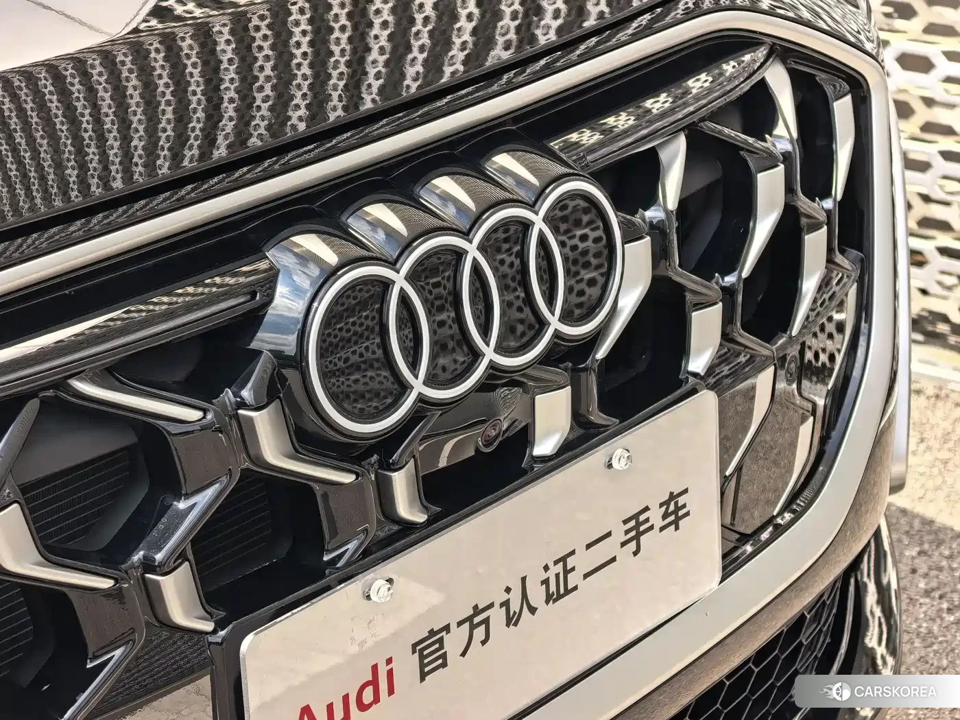 Audi Q5L id 4589487 из Китая 20