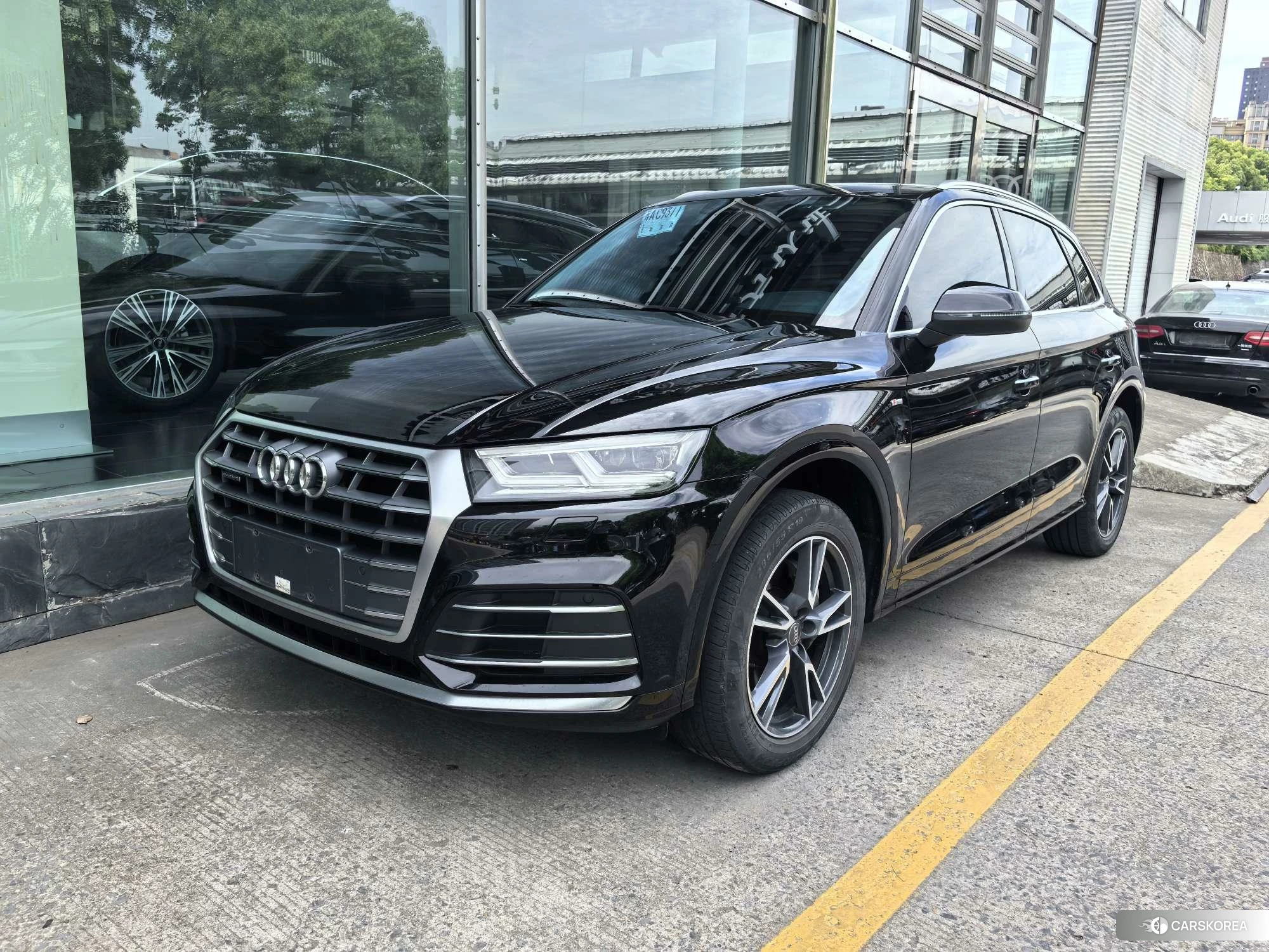 Audi Q5L id 4452956 из Китая 11