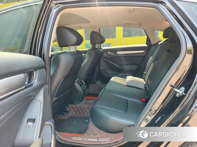 Honda Accord id 4307111 из Китая 9