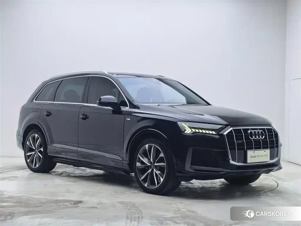 Audi Q7 id 4601728 из Китая 27