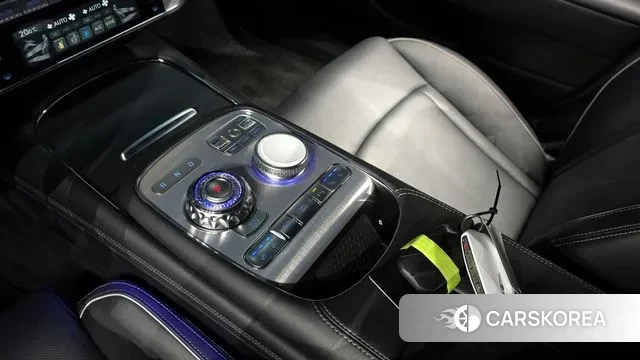 Genesis G90 (RS4) id 2993762 из Кореи 19