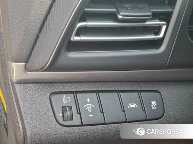 Hyundai The New Avante AD id 3917120 из Кореи 17