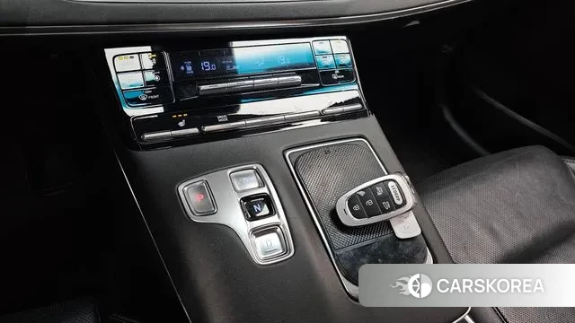 Hyundai The New Grandeur IG id 3334404 из Кореи 19