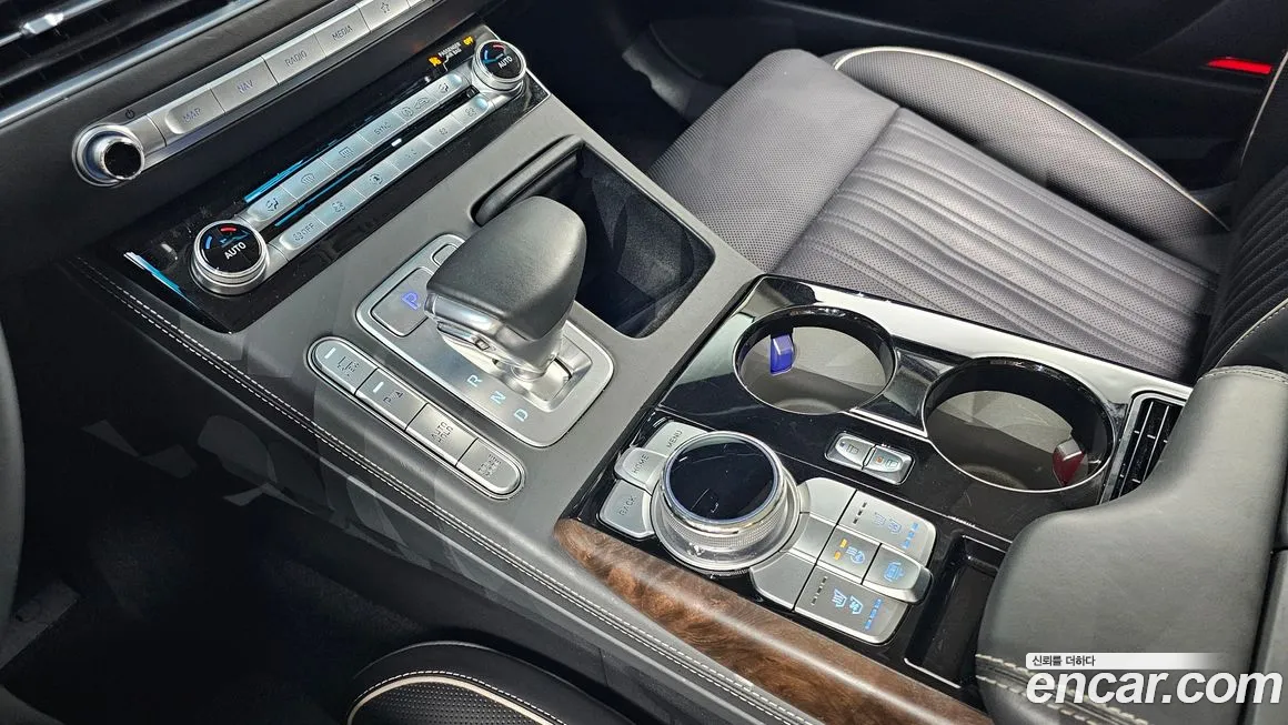 Genesis G90 id 1643354 из Кореи 19