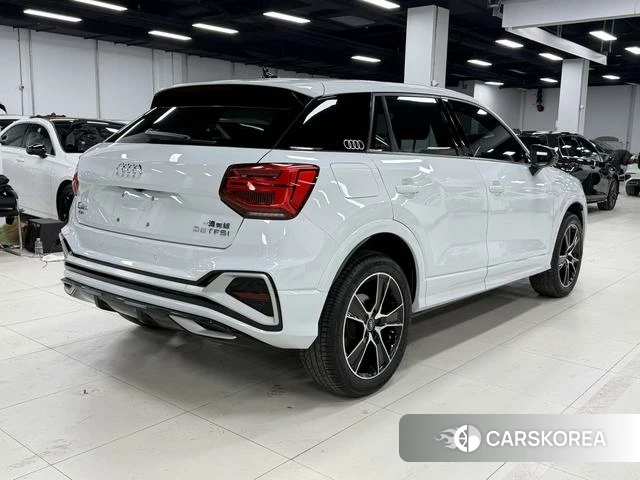 Audi Q2L id 4274415 из Китая 22