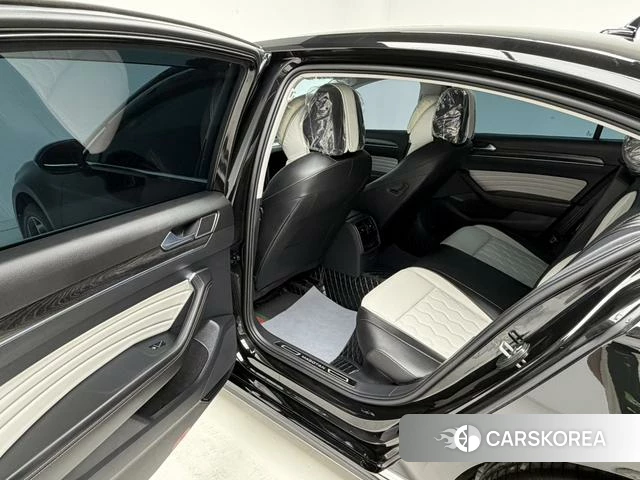 Volkswagen Magotan id 4321092 из Китая 16