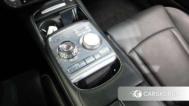 Genesis G90 (RS4) id 4863985 из Кореи 33