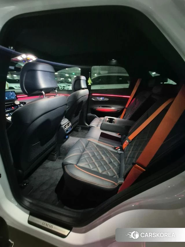 Genesis GV70 id 4315210 из Кореи 12