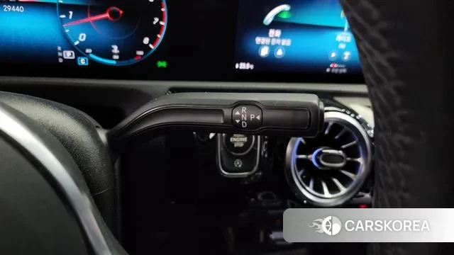 Mercedes-Benz A-Class W177 id 3764138 из Кореи 19