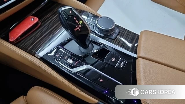 BMW 5 Series (G30) id 4546901 из Кореи 10