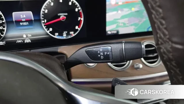 Mercedes-Benz E-Class W213 id 3778529 из Кореи 19