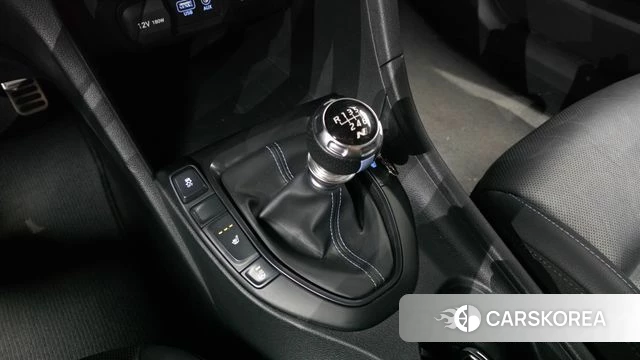 Hyundai Veloster (JS) id 4447597 из Кореи 19