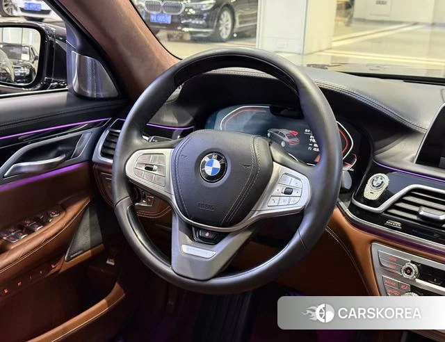 BMW 7 series id 4236775 из Китая 17